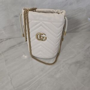 Gucci GG Marmont Bucket Bag